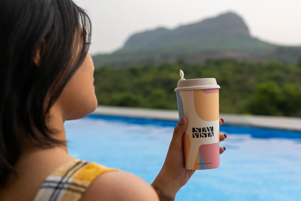 Stayvista'S Villa 107 At Canary Farms - Pure Veg With Huge Lawn, Pool And Home Theatre Lonavala Exteriör bild