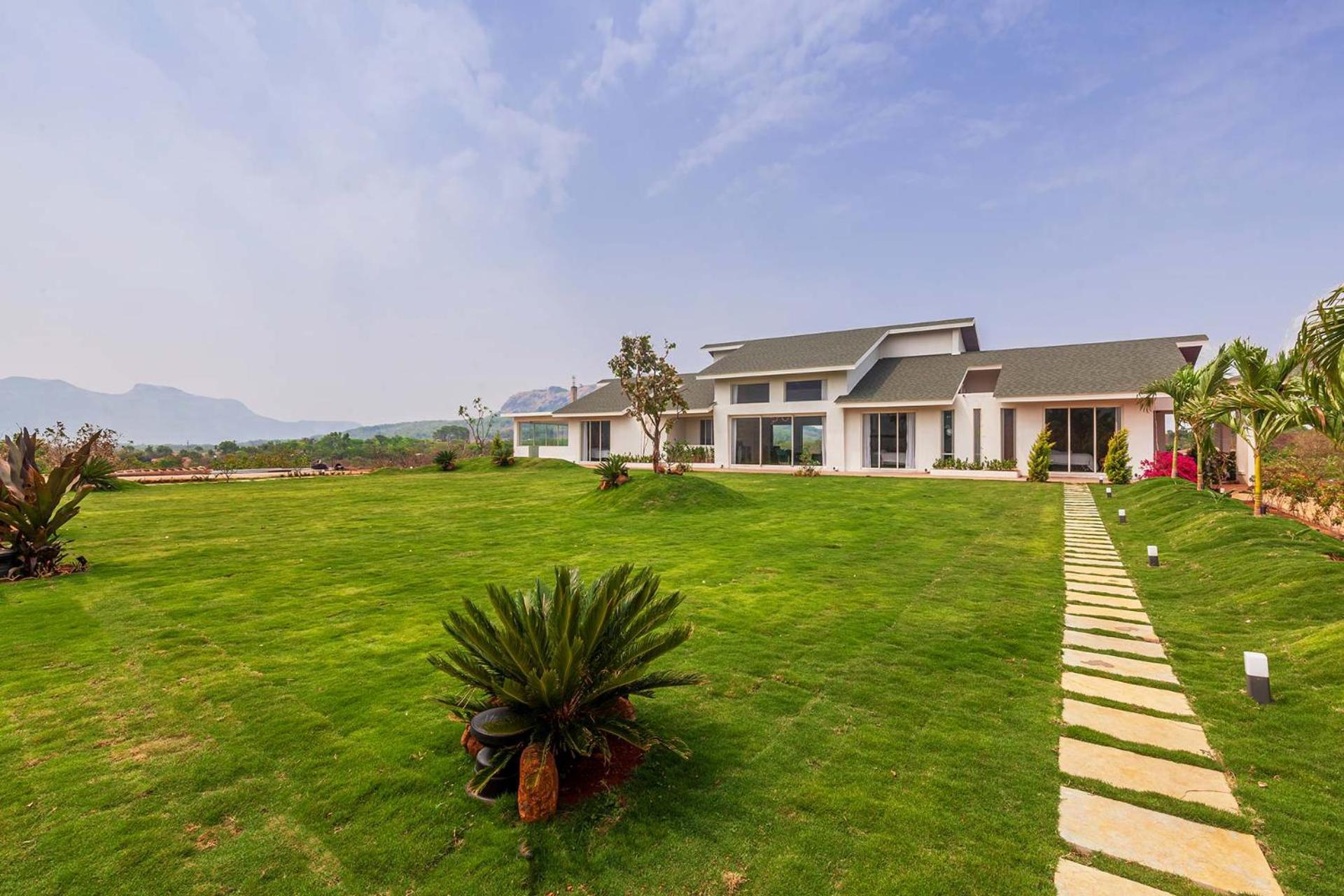 Stayvista'S Villa 107 At Canary Farms - Pure Veg With Huge Lawn, Pool And Home Theatre Lonavala Exteriör bild