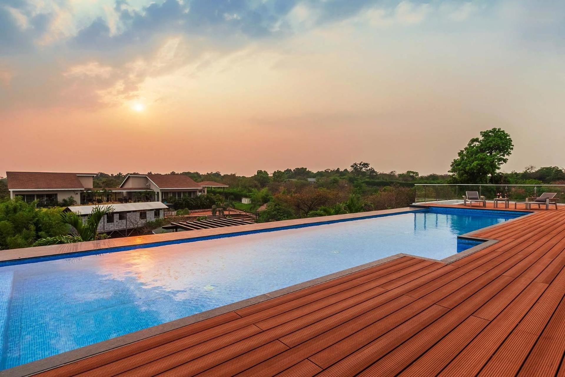 Stayvista'S Villa 107 At Canary Farms - Pure Veg With Huge Lawn, Pool And Home Theatre Lonavala Exteriör bild
