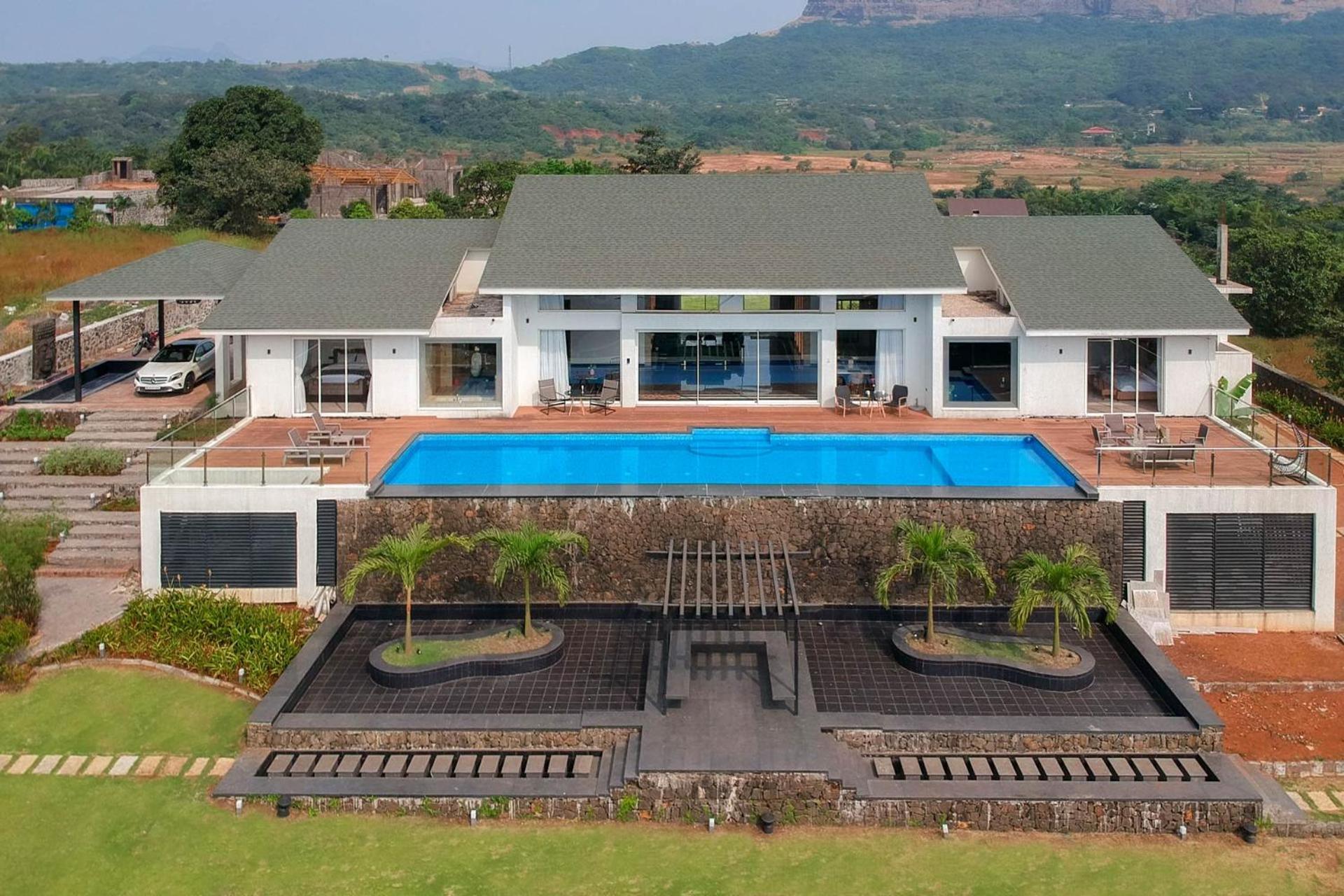 Stayvista'S Villa 107 At Canary Farms - Pure Veg With Huge Lawn, Pool And Home Theatre Lonavala Exteriör bild